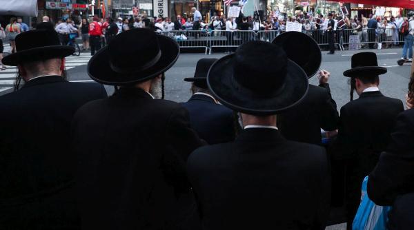 Scandalul care dinamitează guvernul lui Netanyahu: Evreii ultraortodocși din Israel primesc ordinele de recrutare în curând