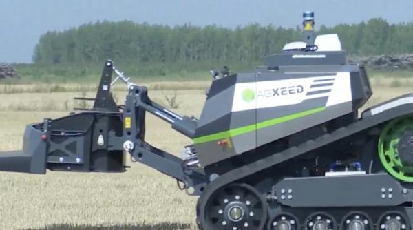 Agricultorii din români ar putea fi înlocuiți de tractoarele autonome. Cât costă și ce poate face un astfel de utilaj