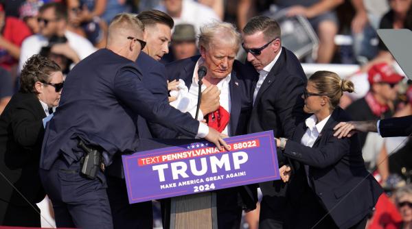 Un fost şef SPP spune care au fost greșelile Secret Service, în cazul lui Trump: „Ofițerii de protecție nu au folosit geanta antiglonţ