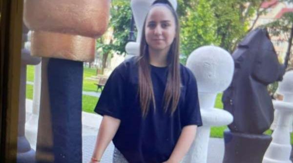 O adolescentă de 14 ani din Târgoviște a fost dată dispărută, după ce a plecat de acasă și nu s-a mai întors