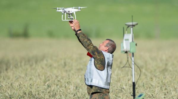 Drone misterioase și o locație secretă. Ucrainenii se antrenează în Germania, urmăriți de inamici