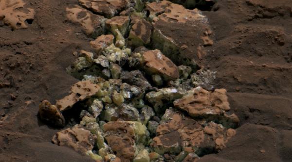 Roverul NASA face „cea mai ciudată descoperire” de pe Marte, din greșeală. Imagini spectaculoase de pe Planeta Roșie