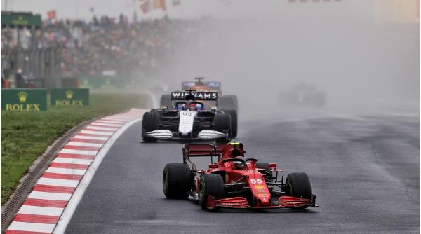 Piloții din Formula 1 au interzis la înjurături în timpul curselor
