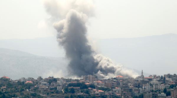 „Orientul Mijlociu e pe marginea prăpastiei”. Israelul atacă ținte din Liban, după lovitura cu rachetă din Golan