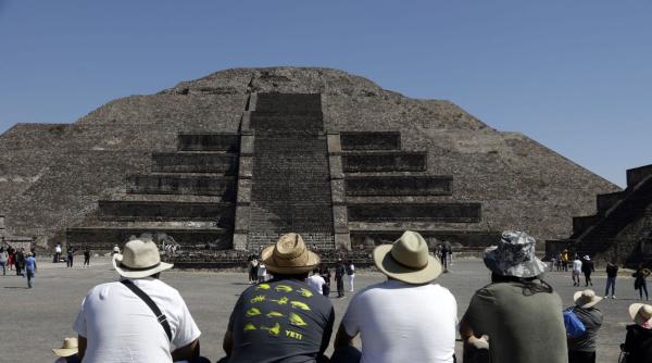 Mister astronomic într-un vechi oraș mexican: Piramida Lunii e aliniată cu Soarele. Construcția a început în anul nașterii lui Hristos