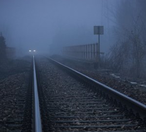 Trei oameni, spulberați de un tren InterRegio în Iași. Doar o persoană a supraviețuit