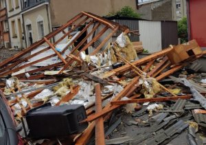 Luxemburg, lovit de o tornadă violentă. Șase persoane au fost rănite și aproape o sută de locuințe au fost distruse
