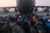 Imagini din avionul cu care au fost evacuați unii dintre românii din Afganistan. ONU a trimis o aeronavă pentru a-i prelua pe cei rămași 722467