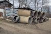 Pod de beton furat într-o singură noapte, în Suceava, cu excavatorul. Pe el circulau maşini 819232