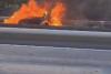Un autoturism a ars ca o torță pe Autostrada A1 București-Pitești. Pompierii au intervenit 850737