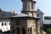 Mănăstire din Vâlcea, prădată de hoți. Aceștia au furat banii din cutia milei 886161