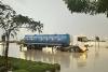 Fenomen rar în Dubai: Inundații de proporții | Mașinile au rămas blocate în mijlocul apelor 886216