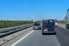 Șofer filmat în timp ce conducea pe contrasens, pe autostrada București-Pitești. Polițiștii au rămas surprinși când au văzut cine era la volan 899956