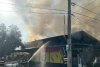 Incendiu puternic la un ansamblu de magazine din Ploiești. Un mesaj Ro-Alert a fost emis 909590