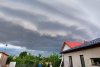 Ce sunt norii Shelf-Cloud, fenomenul rar surprins pe cerul României în această seară 910741