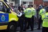 Proteste violente în Londra, după atacul cu cuțitul. Peste 100 de persoane arestate, un băiat de 17 ani acuzat de uciderea a trei fete 915390
