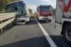 Accident grav pe autostradă, în Italia: Un mort și 15 răniți. 25 de turiști chinezi mergeau cu autocarul de la Roma la Florența 915913