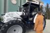 Un tractor Lamborghini pentru Ramzan Kadîrov. Aliatul lui Putin s-a filmat lângă utilaj, dar a promis să nu-l trimită la război 932563